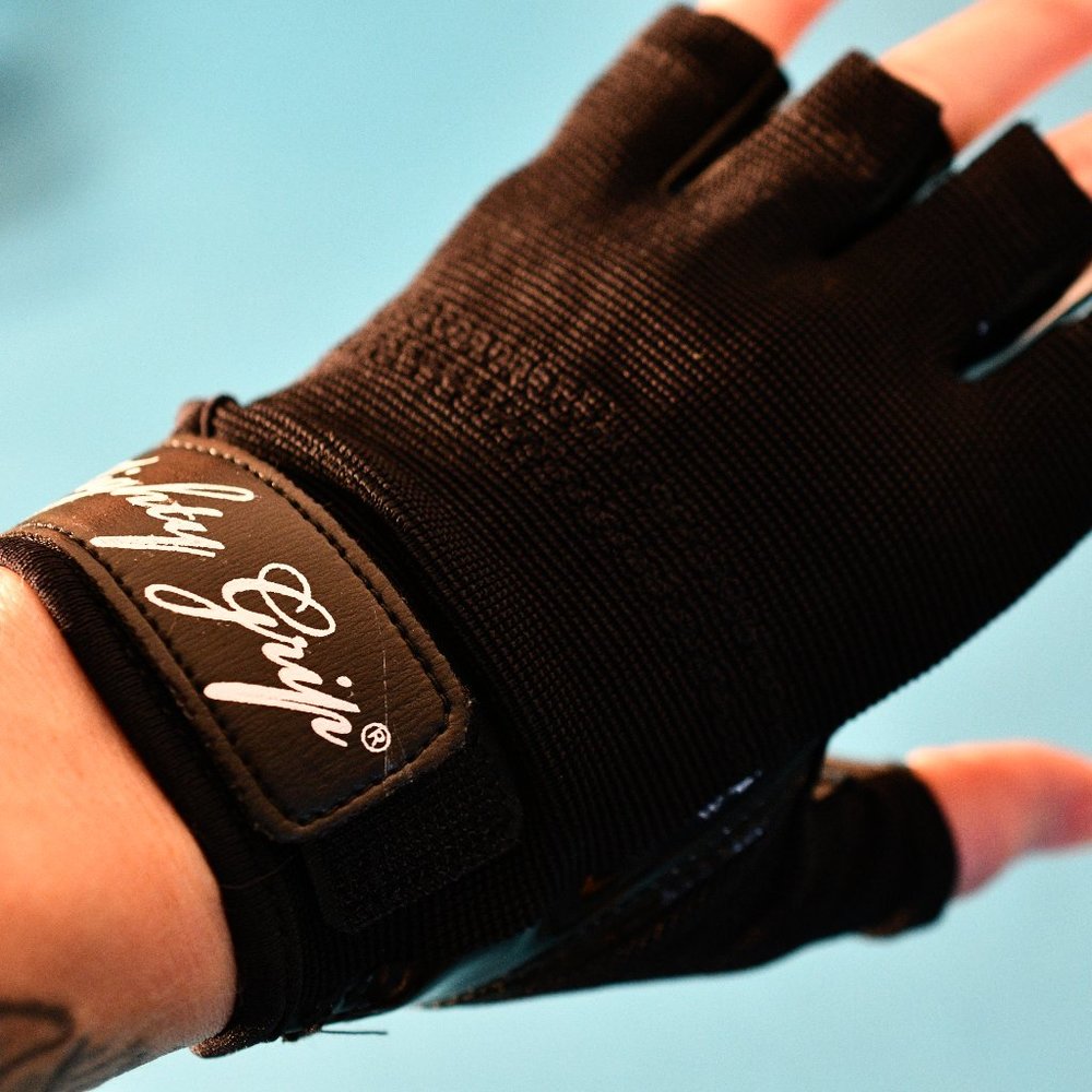 Mighty Grip Pole Wear Fingerless Gloves NWOT